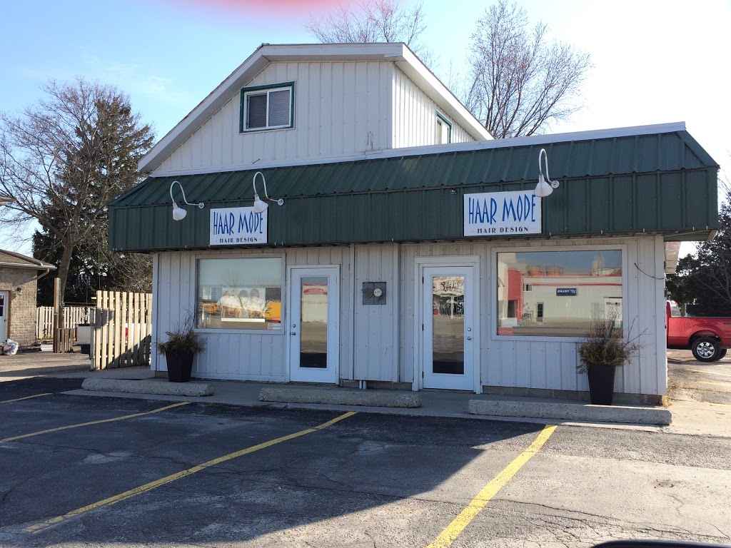 Haar Mode Hair Design | 218 Huron Rd, Goderich, ON N7A 2Z9, Canada | Phone: (519) 524-1404