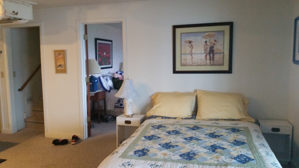 Double Mountain B & B | 660 Double Hill Rd, Eastsound, WA 98245, USA | Phone: (360) 376-4570