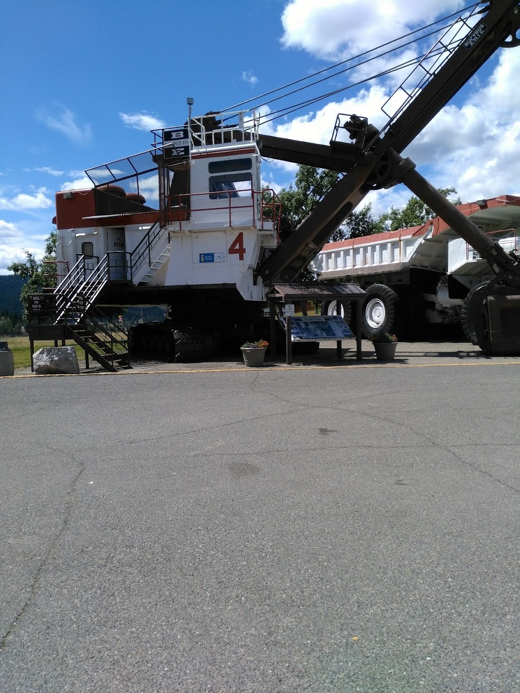 Logan Lake Visitors Information Center and Campground Office | 480 Golf Course Dr, Logan Lake, BC V0K 1W0, Canada | Phone: (250) 523-6283