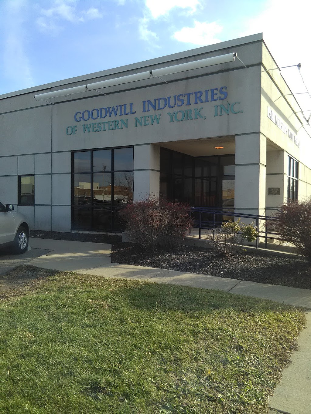 Goodwill Store & Donation Center | Store, 1119 William St, Buffalo, NY 14206, USA | Phone: (716) 961-0300