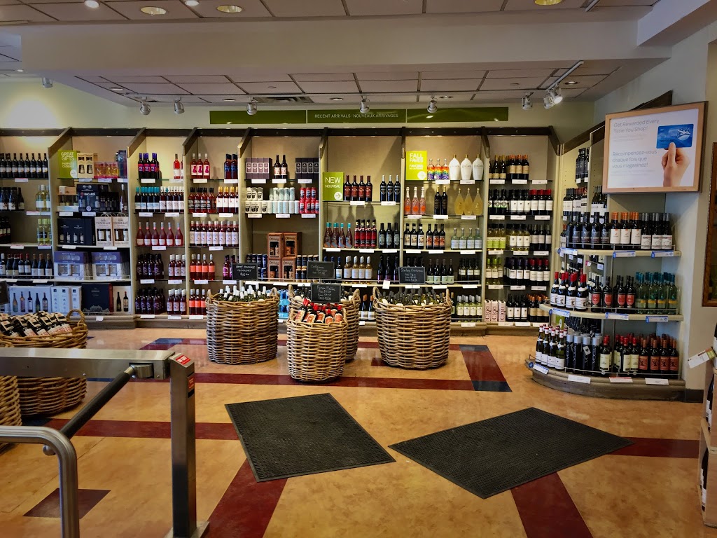LCBO | Queens Quay, 2 Cooper St, Toronto, ON M5E 0B8, Canada | Phone: (416) 864-6777