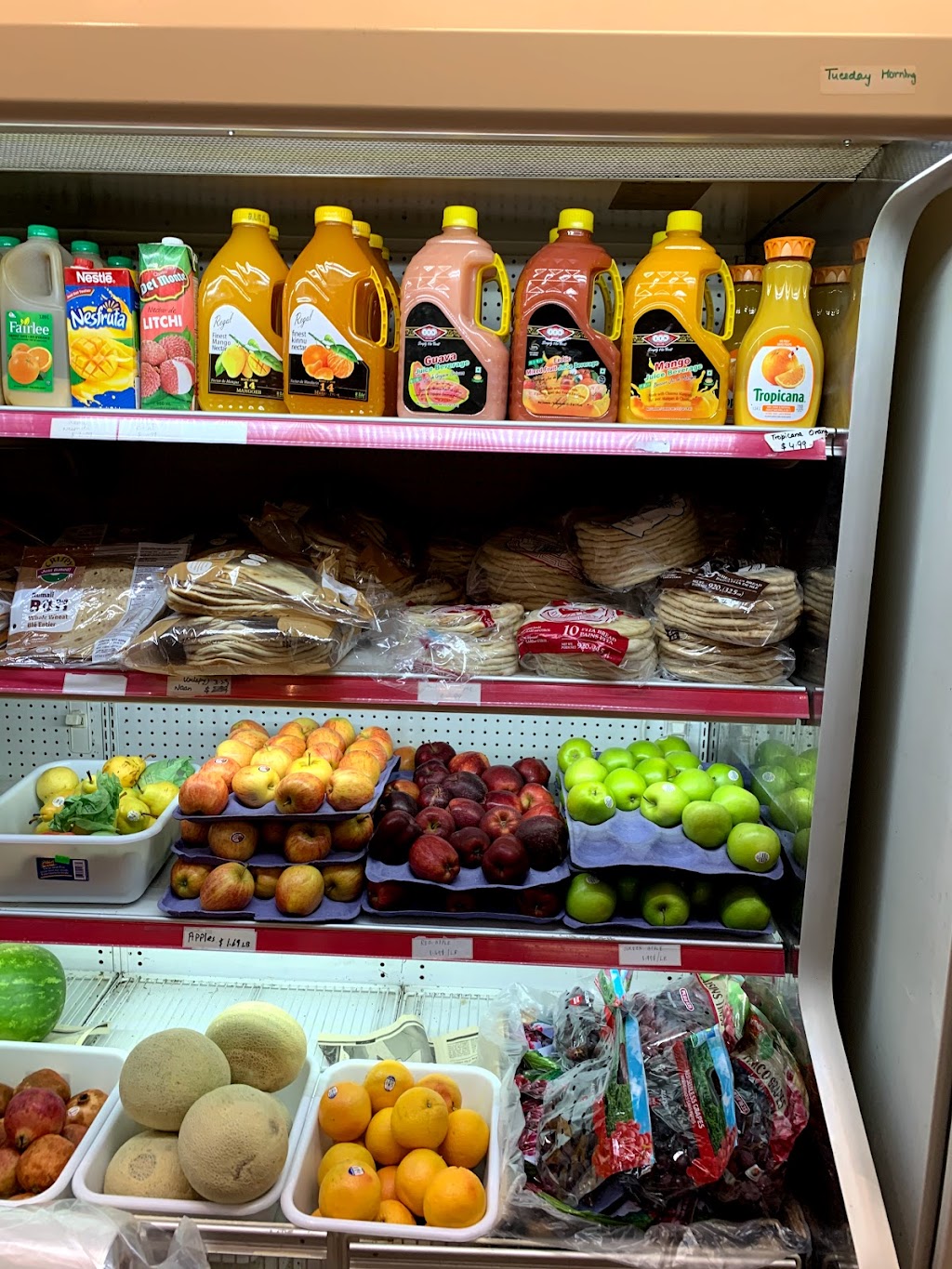 Grocery World | 8-2273 Dundas St W, Mississauga, ON L5K 2L8, Canada | Phone: (905) 766-0200