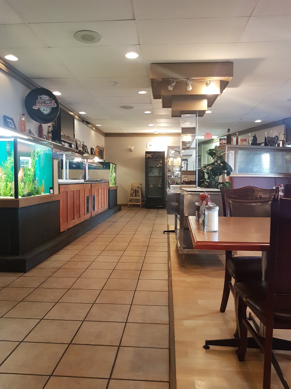 Smittys Family Restaurant | 5325 Trans-CanadaHighway, Duncan, BC V9L 5J2, Canada | Phone: (250) 597-1818