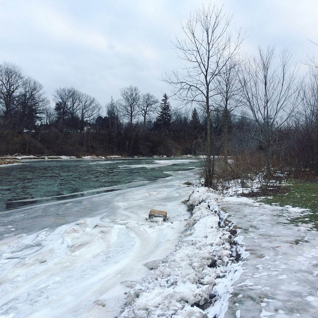 Streetsville Dam | 24 Reid Drive #1, Mississauga, ON L5M 2A6, Canada