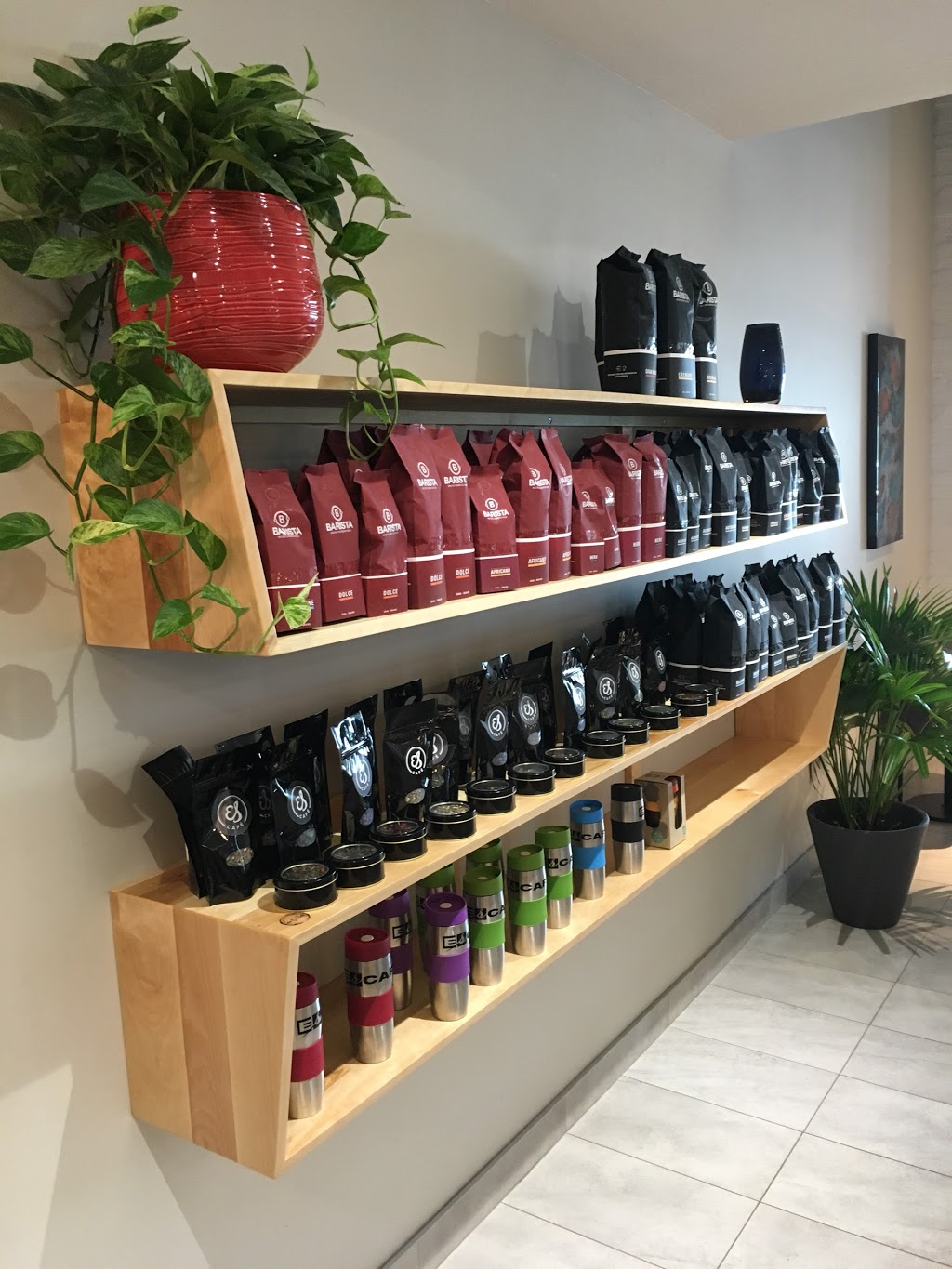 ES Cafe St-Romuald | 469 Avenue Taniata, Saint-Romuald, QC G6W 5M6, Canada | Phone: (418) 834-0707