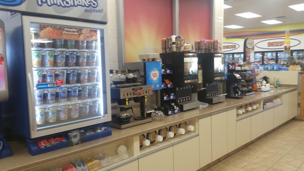 Sunrise Convenience Store - Emmett Marathon | 2700 Kinney Rd, Memphis, MI 48041, USA | Phone: (810) 384-6903