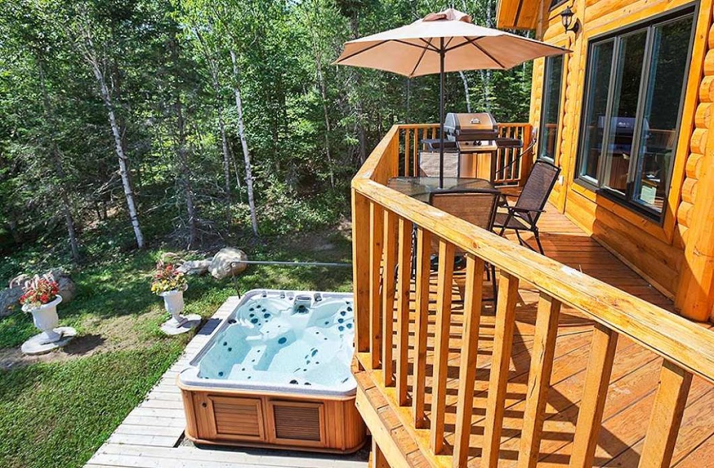 Le Rustique de la Seigneurie | 42 Chemin de la Seigneurie, Les Éboulements, QC G0A 3M0, Canada | Phone: (581) 995-4158