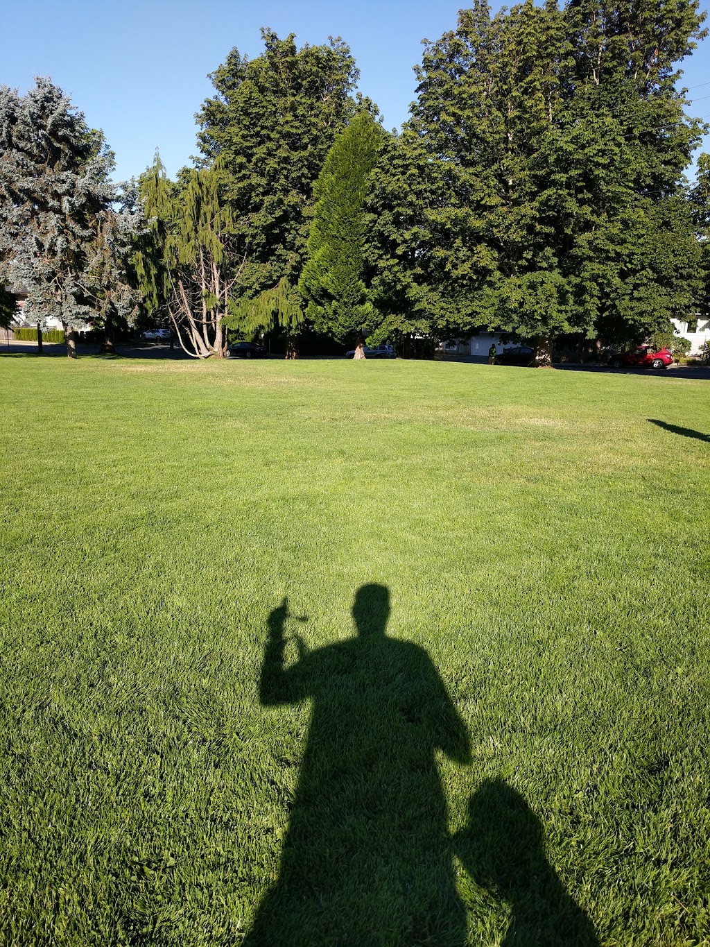 Pemberton Dog Park | Gonzales Ave, Victoria, BC V8S, Canada