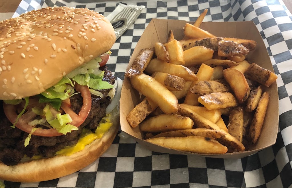Burger Shack | 45800 Promontory Rd Unit 105, Chilliwack, BC V2R 5Z5, Canada | Phone: (604) 824-6833