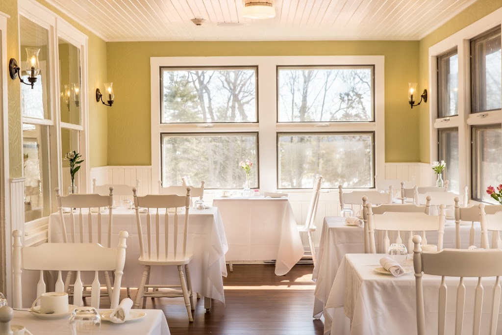 The Opinicon | 1697 Chaffeys Lock Rd, Elgin, ON K0G 1E0, Canada | Phone: (613) 359-5233