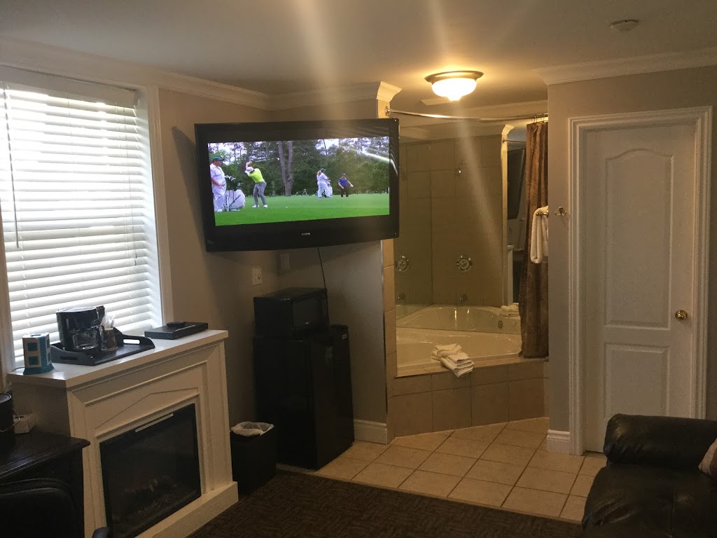 INN ON 6TH | 896 6th St E, Owen Sound, ON N4K 1G8, Canada | Phone: (519) 376-3510