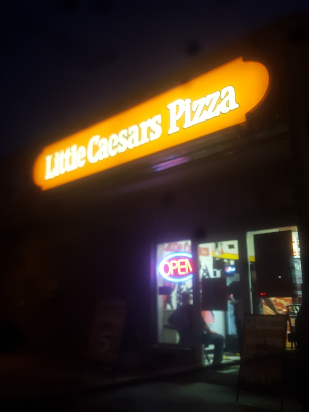 Little Caesars Pizza | 801 Regent Ave W, Winnipeg, MB R2C 3A7, Canada | Phone: (204) 953-8888