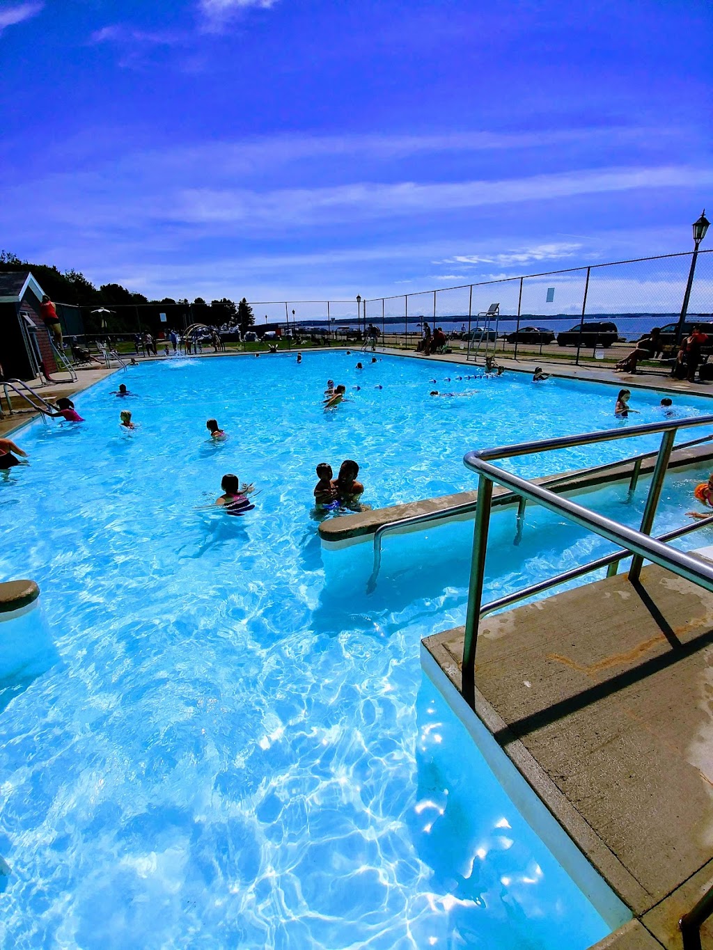 Victoria Park Outdoor Pool & Splash Pad | 100 Victoria Park Roadway, Charlottetown, PE C1A, Canada, Canada | Phone: (902) 566-5548