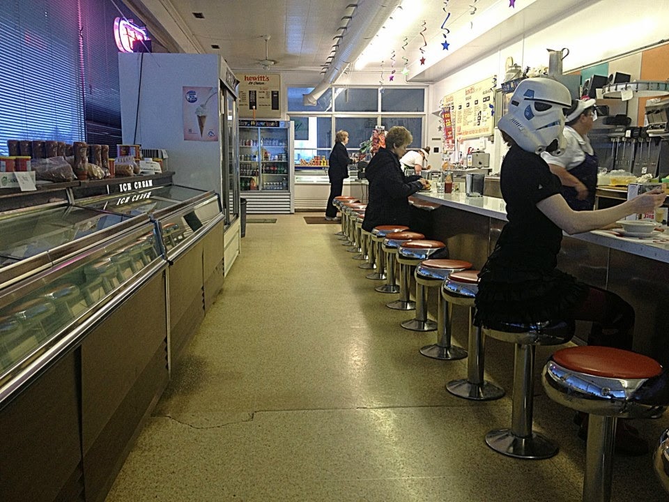 Hewitts Dairy Bar | 4210 ON-6, Hagersville, ON N0A 1H0, Canada | Phone: (905) 768-5266