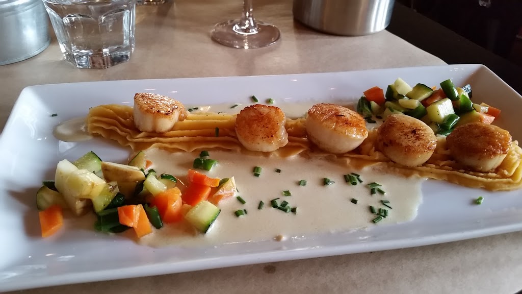 Bistrobistro | 170 Boulevard Monseigneur-Langlois, Salaberry-de-Valleyfield, QC J6S 0A7, Canada | Phone: (450) 747-3331