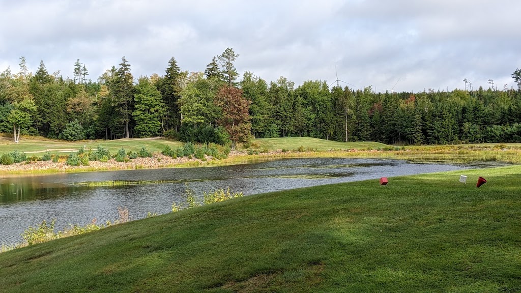 Sherwood Golf & Country Club | 500 Sherwood Rd, Chester, NS B0J 1J0, Canada | Phone: (902) 275-4956