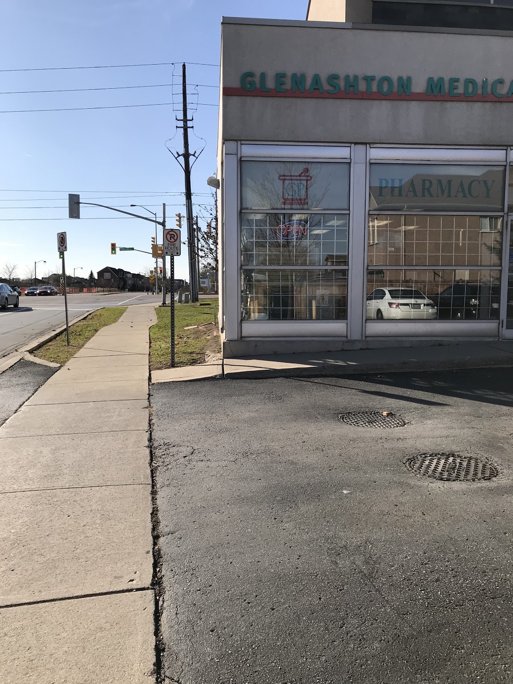 Glenashton Medical Clinic | 333 Glenashton Dr, Oakville, ON L6H 7P6, Canada | Phone: (905) 582-4929