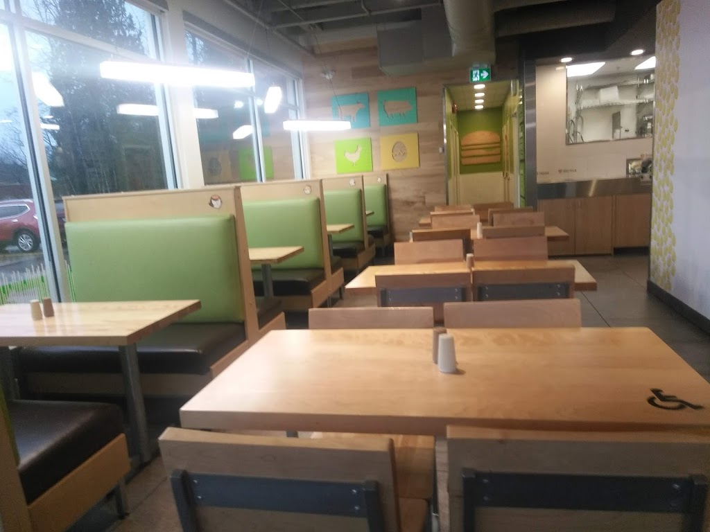 A&W Canada | 20811 Lougheed Hwy, Maple Ridge, BC V2X 2R2, Canada | Phone: (604) 380-3030