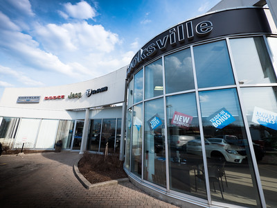 Cooksville Dodge Chrysler Jeep Ram | 290 Dundas St E, Mississauga, ON L5A 1W9, Canada | Phone: (905) 279-3031