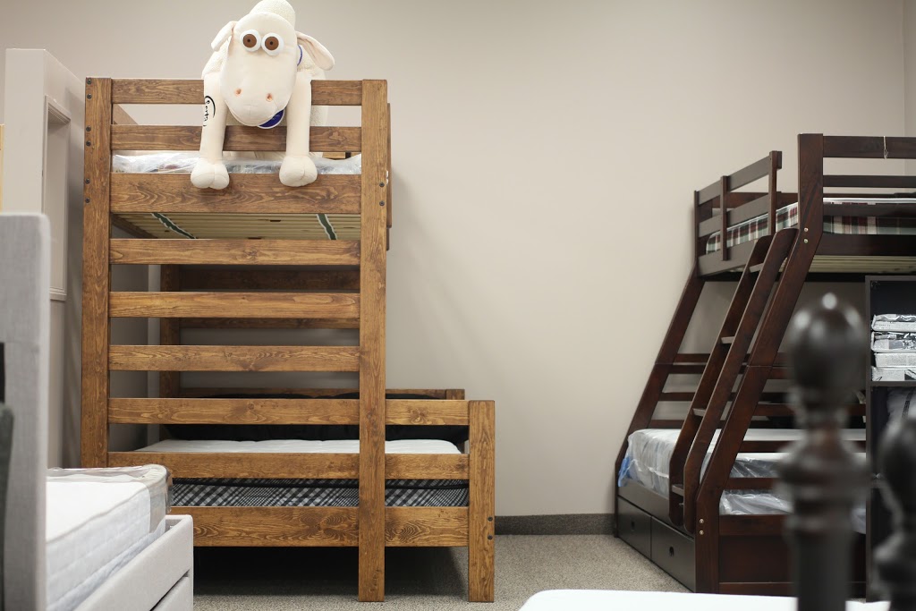 Masterbedroom Inc | 1540 Dundas St E, Whitby, ON L1N 2K7, Canada | Phone: (905) 668-4300