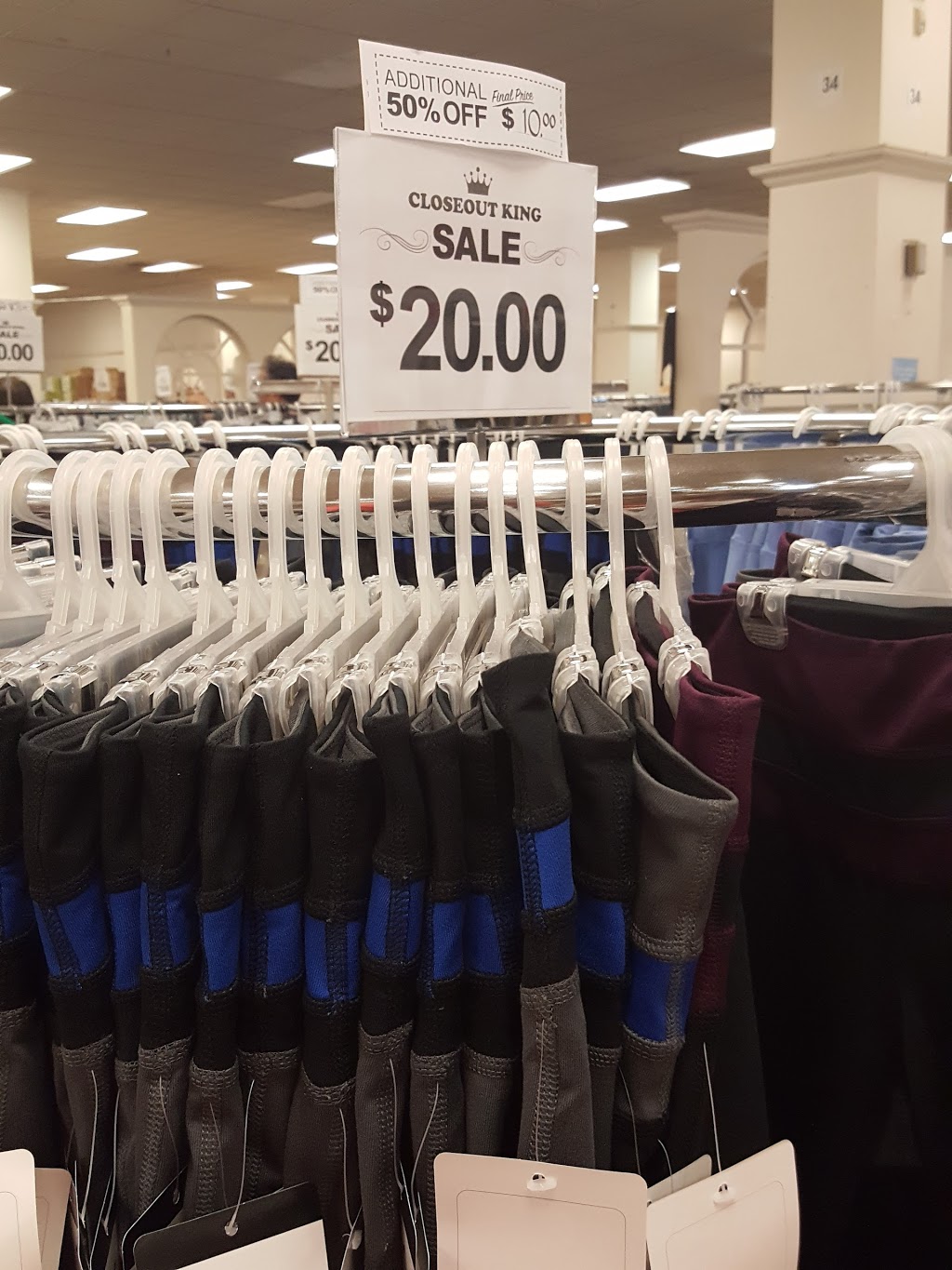 90% Discount Store | 2900 Steeles Ave E, Thornhill, ON L3T 4X1, Canada