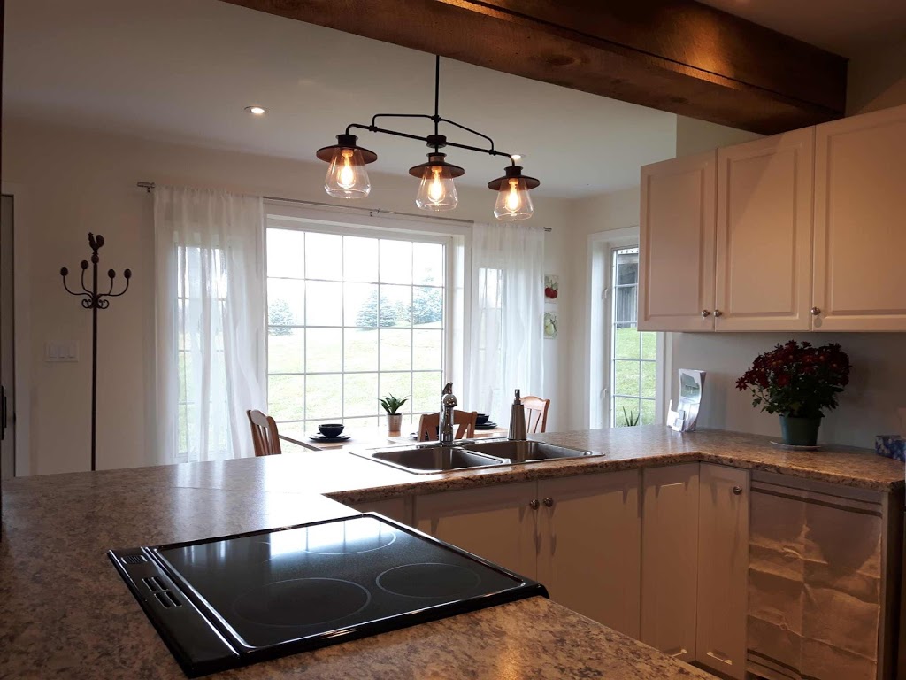 Brookside Cottage | 527342 Side Rd 5, Mulmur, ON L9V 2V9, Canada | Phone: (416) 557-7427