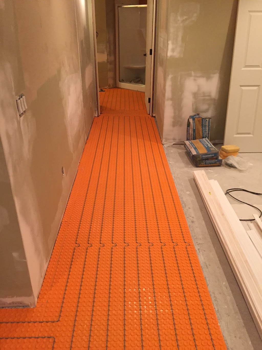 ACURON Electric Ltd. | 933 W Chestermere Dr, Chestermere, AB T1X 1B7, Canada | Phone: (403) 453-9473