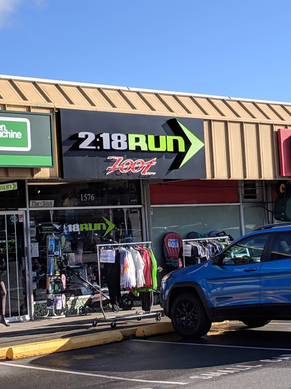 2:18 Run | 1576 Fairfield Rd, Victoria, BC V8S 1G1, Canada | Phone: (250) 595-2378