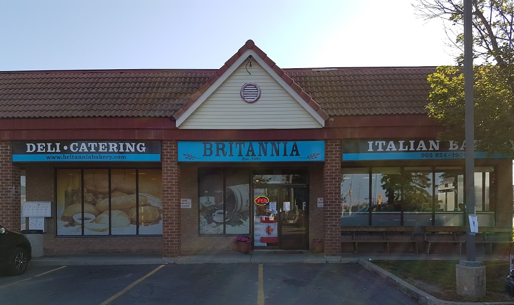 Britannia Italian Bakery | 5925 Grossbeak Dr, Mississauga, ON L5N 7X6, Canada | Phone: (905) 824-1924