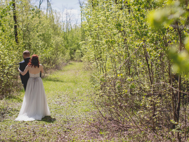 The Country Lodge | 17515 127 St NW, Edmonton, AB T6V 1B1, Canada | Phone: (780) 475-9366
