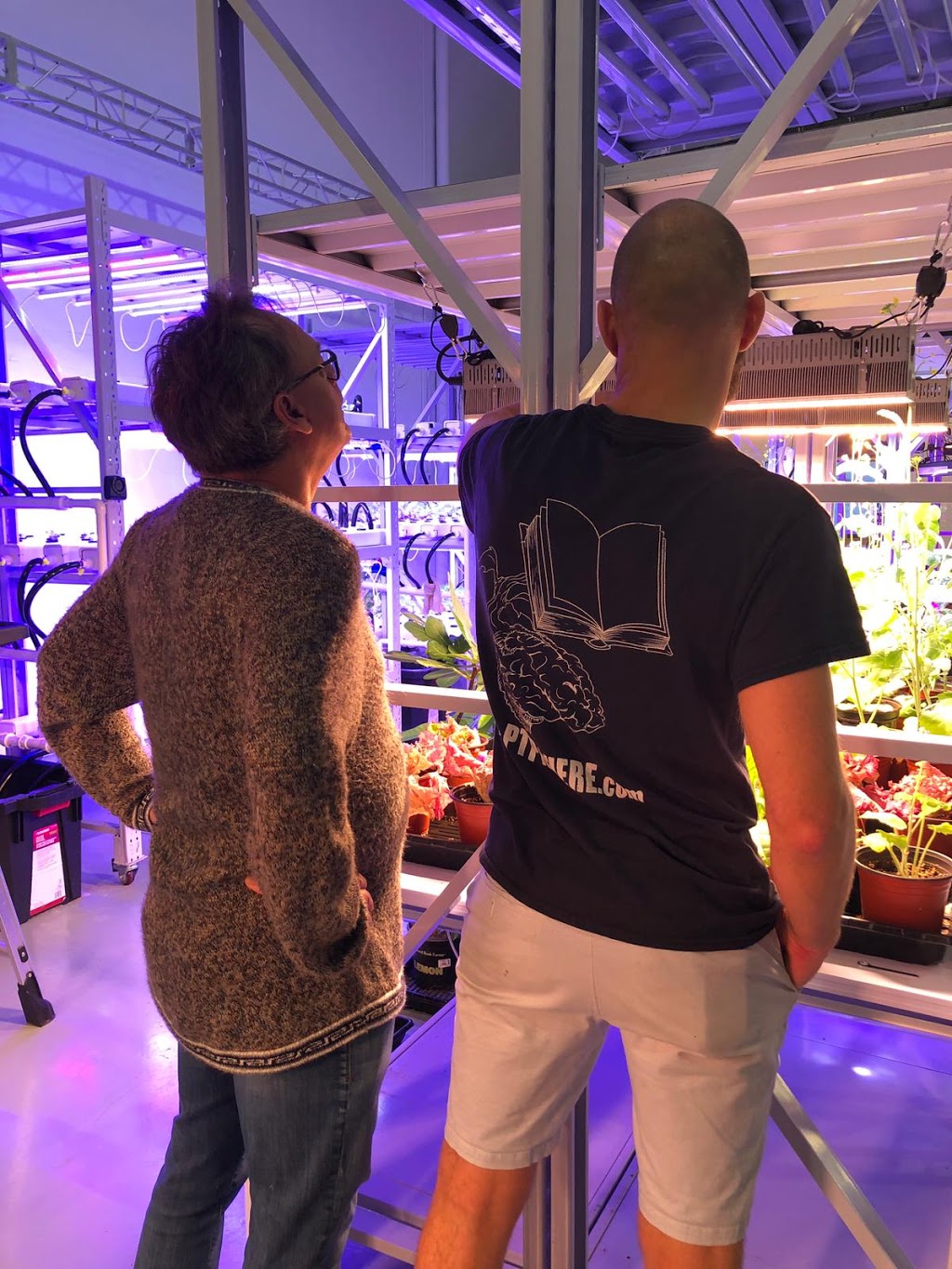 AI Grow Light | 6 Shields Ct unit #4, Markham, ON L3R 4S1, Canada | Phone: (416) 576-2766
