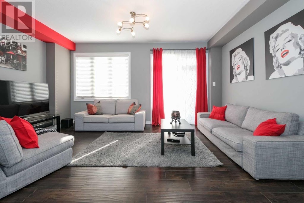 Bliss Furniture | 6985 Davand Dr #9-10, Mississauga, ON L5T 1Y6, Canada | Phone: (905) 670-1155