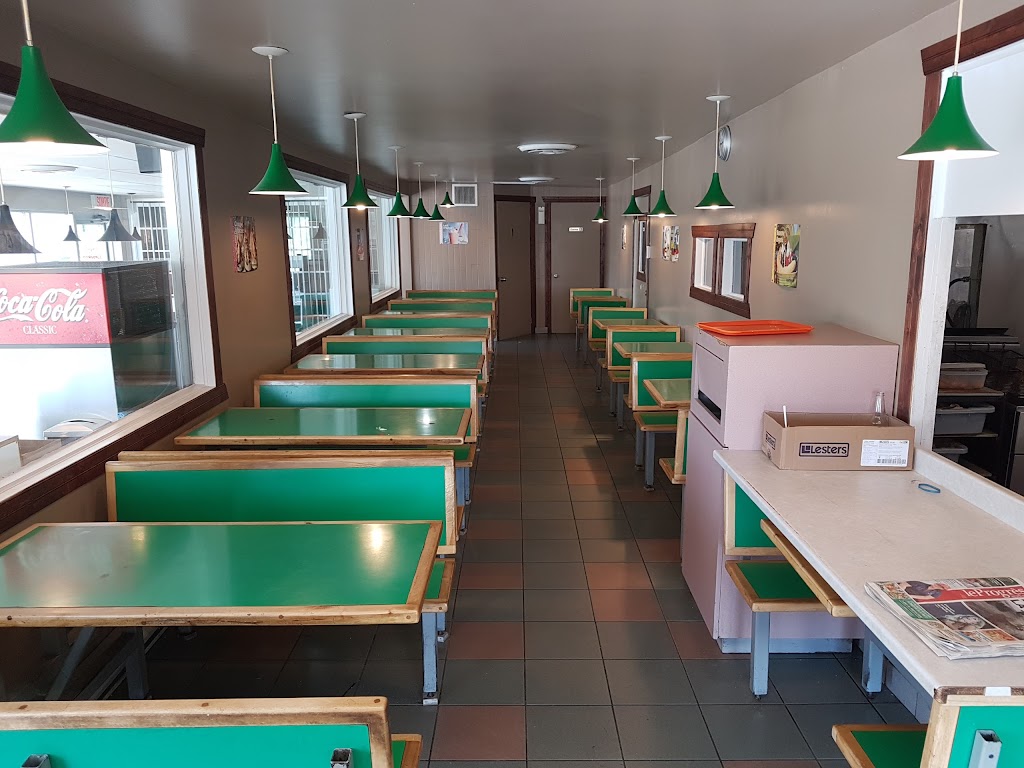 Roi Du Chien Chaud (Le) | 103 Rue de Quen, Dolbeau-Mistassini, QC G8L 4R9, Canada | Phone: (418) 276-5263