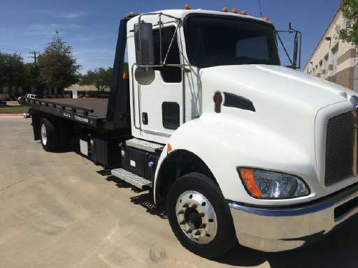 Tow Truck Now Services Ltd. Richmond | 12851 Bathgate Way Unit 7, Richmond, BC V6V 1Y5, Canada | Phone: (604) 359-5661