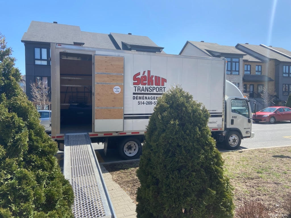 Transport Sékur Déménagement | 645 Chemin du Grand Bernier N, Saint-Jean-sur-Richelieu, QC J3B 8K1, Canada | Phone: (514) 269-5388