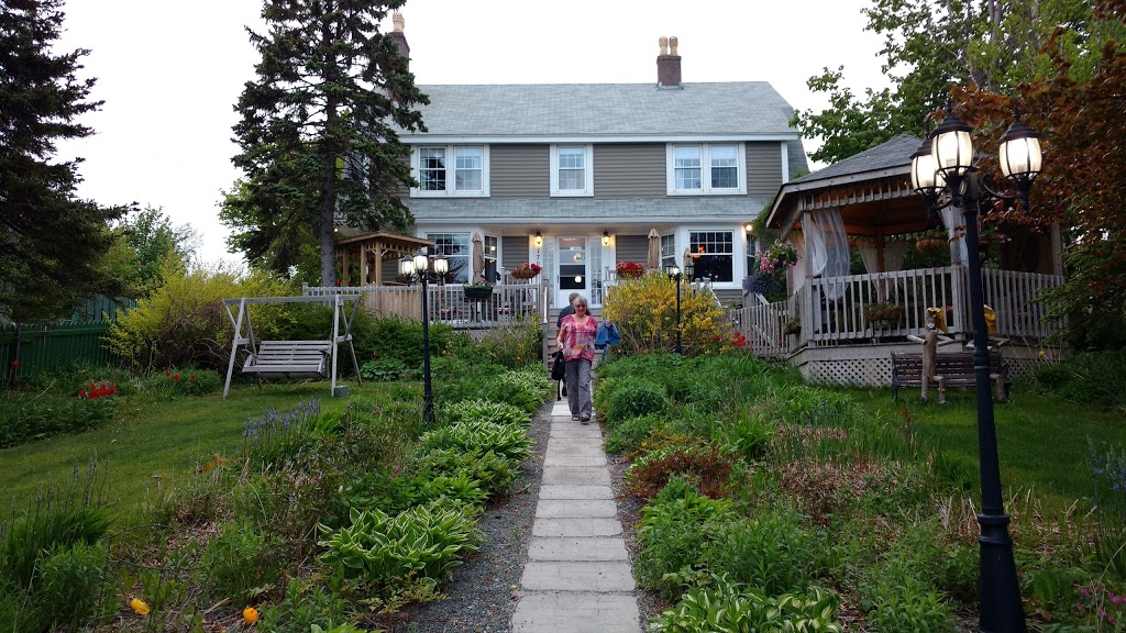 Baccalieu Trail Fine Dining Restaurant Bed and Breakfast | 170 Water St, Carbonear, NL A1Y 1B5, Canada | Phone: (709) 596-1594