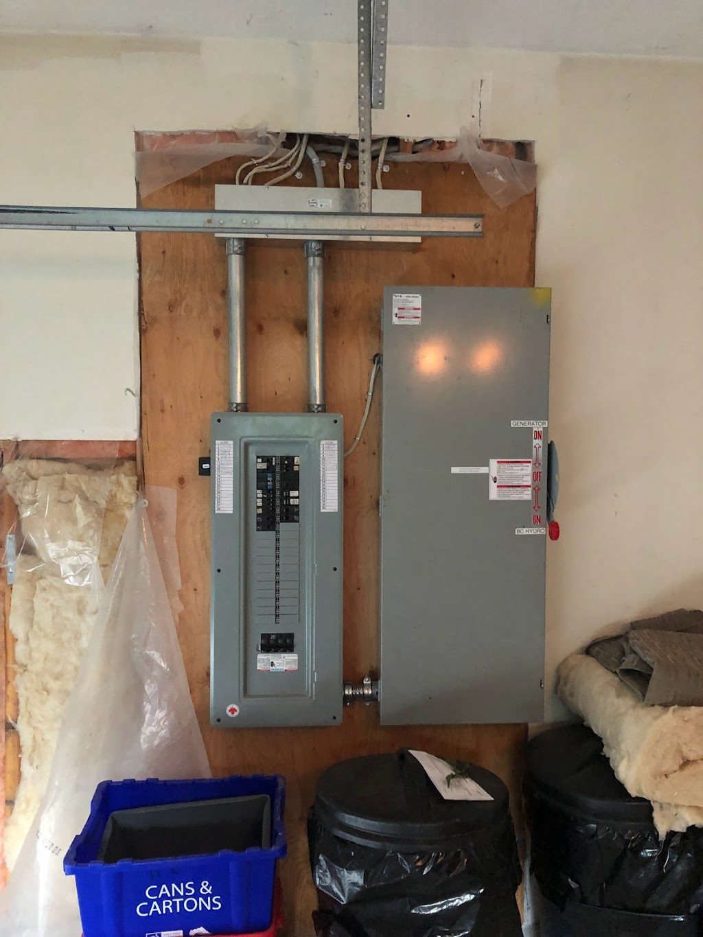 Seamless Power | 3819 Cowichan Lake Rd, Duncan, BC V9L 6K2, Canada | Phone: (604) 803-5153