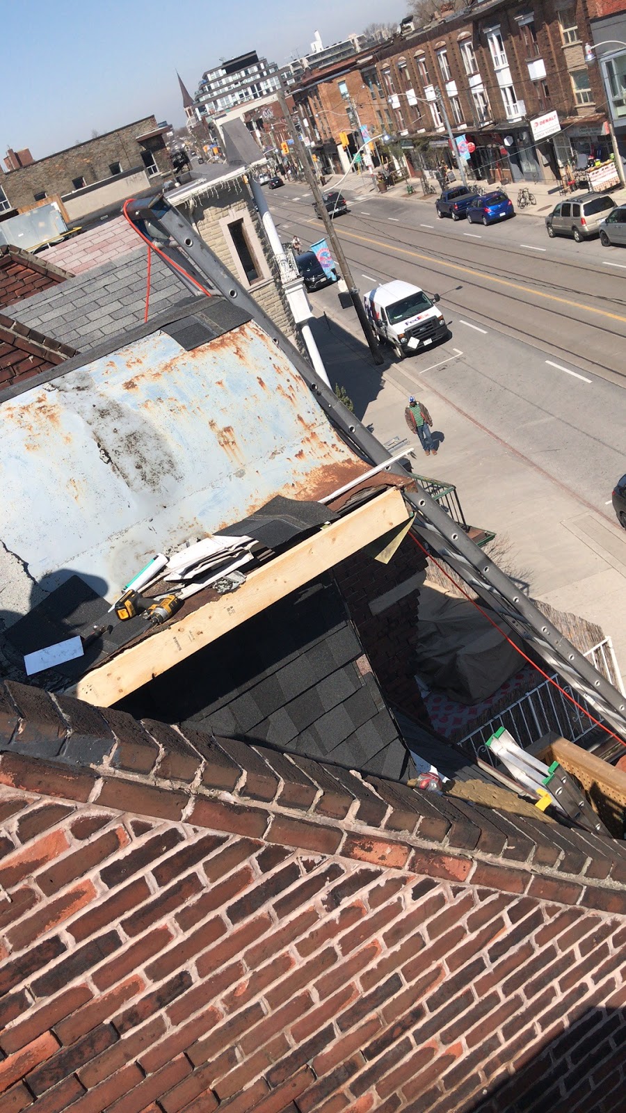 Seven star roofing | 37 Barnwell Dr, Scarborough, ON M1V 1Z1, Canada | Phone: (647) 779-3334