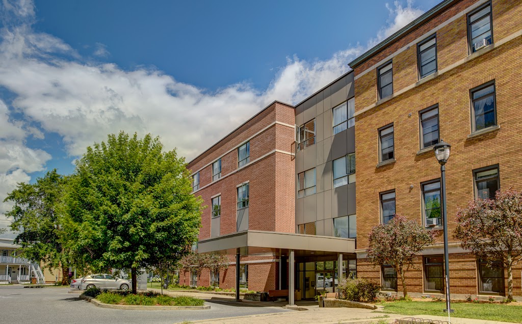 Chartwell Ste-Marthe résidence pour retraités | 675 Rue Saint-Pierre O, Saint-Hyacinthe, QC J2T 1N7, Canada | Phone: (450) 768-6702