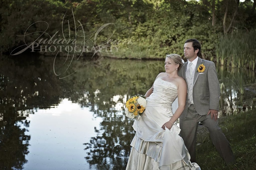 Julian Dean Photography | 950 Warwick Ct, Burlington, ON L7T, Canada, Canada | Phone: (905) 407-3326