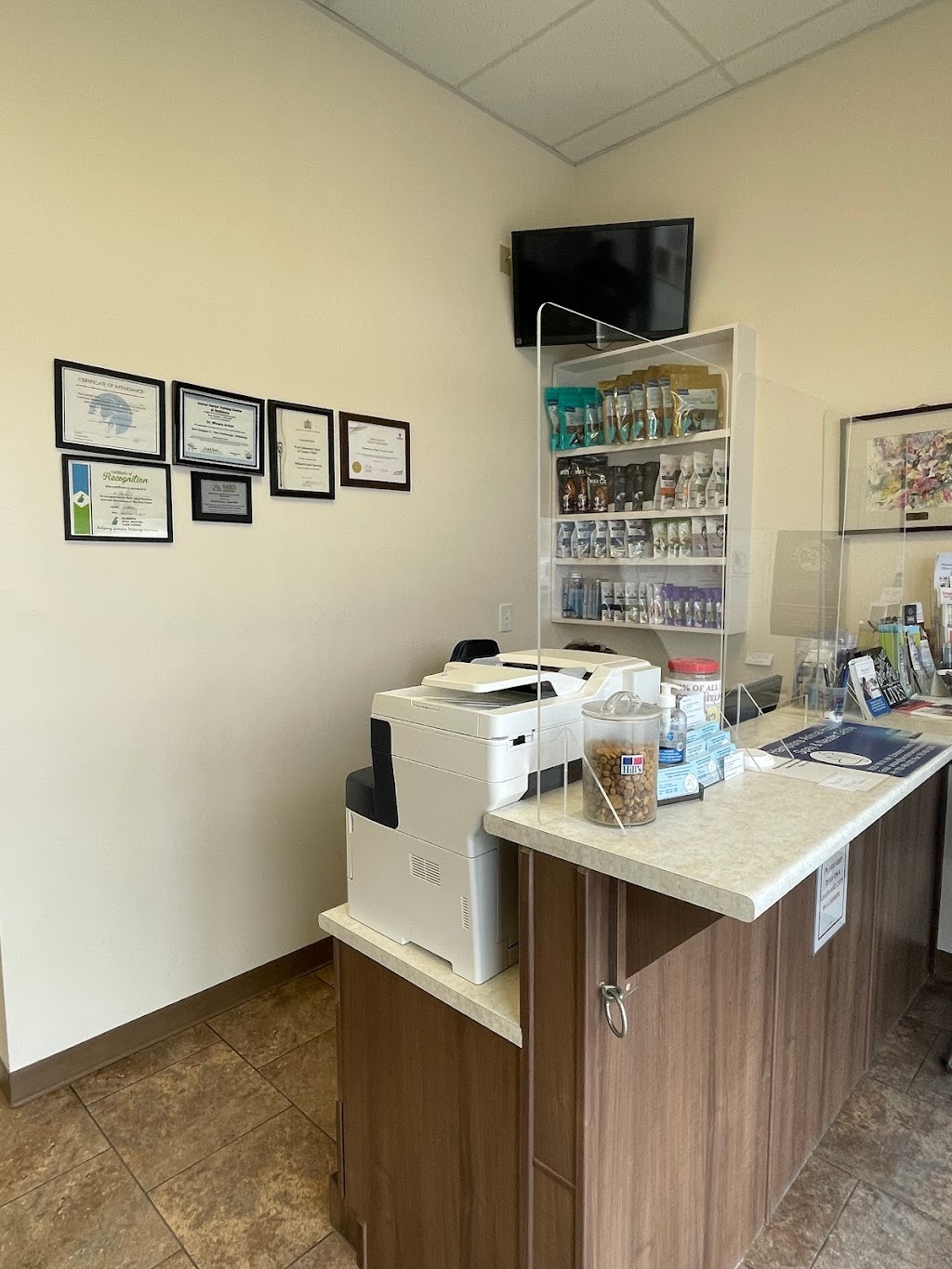 Hamptons Animal Hospital / Spay & Neuter Centre | 6023 199 St NW, Edmonton, AB T6M 0M8, Canada | Phone: (780) 489-3203