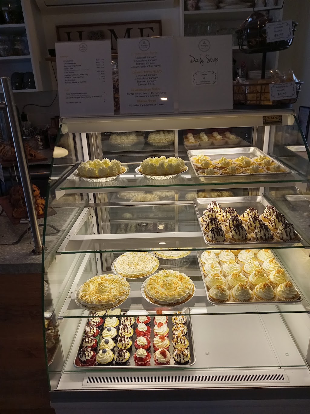 The Pie Guys Bakery & Cafe | 238 Ridge Rd N, Ridgeway, ON L0S 1N0, Canada | Phone: (905) 714-5474