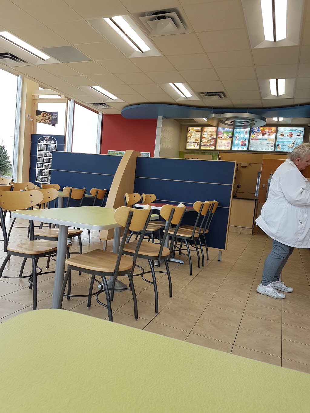 Dairy Queen (Treat) | 1015 Boulevard du Quartier Unit 10, Brossard, QC J4Z 0M8, Canada | Phone: (450) 443-3939