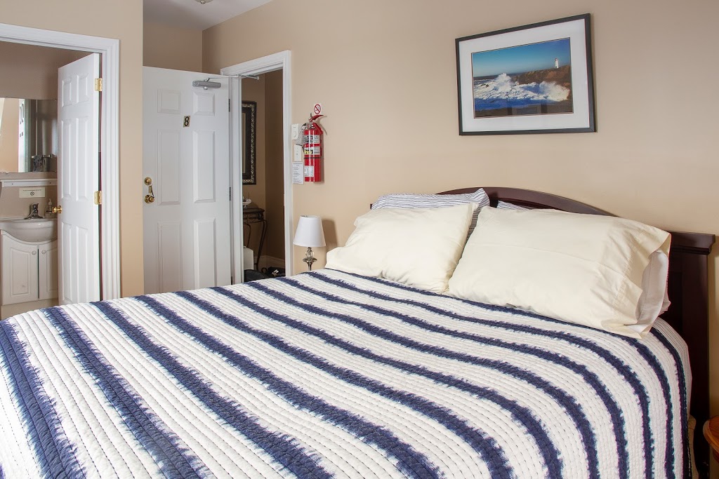 Harbourview Guesthouse and Suites | 7029 Prospect Rd, West Dover, NS B3Z 3S9, Canada | Phone: (902) 823-1301