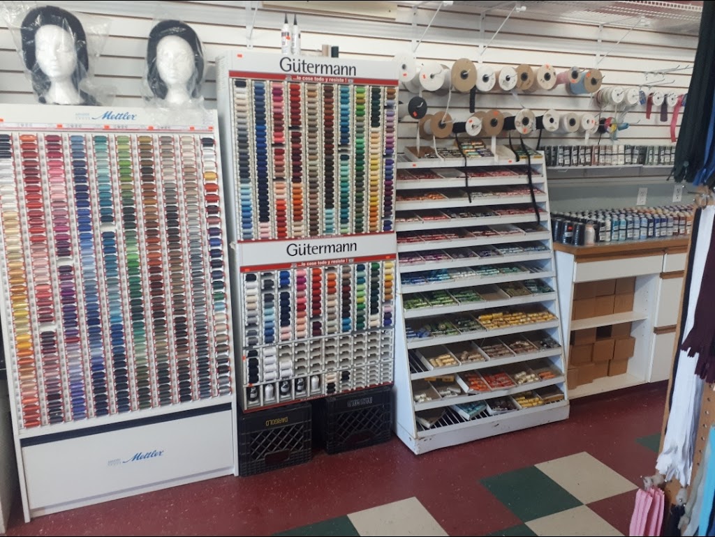 D&E Mexican Store | 499 7 Ave E #477, Barnwell, AB T0K 0B0, Canada | Phone: (587) 813-0779
