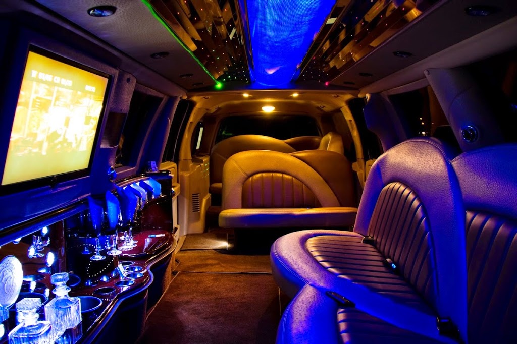 Destiny Limousine LTD | 8033 156a St, Surrey, BC V4N 0X6, Canada | Phone: (604) 597-9040