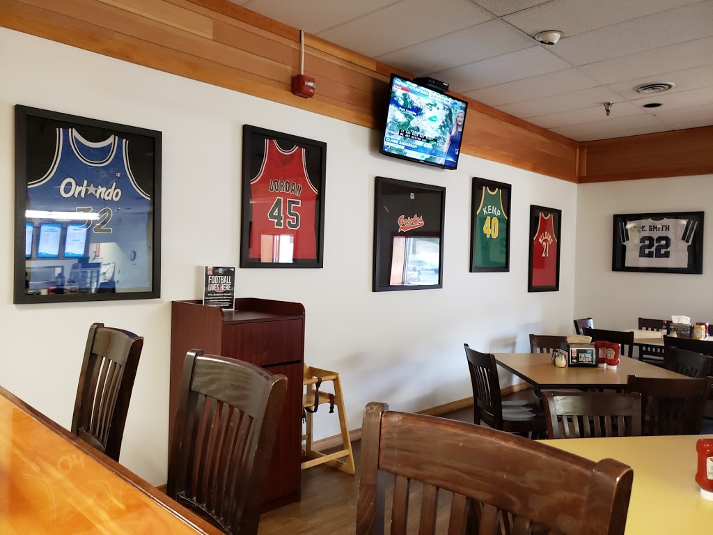 Keglers Bar & Grill | 3535 N Princeton St, Oak Harbor, WA 98277, USA | Phone: (360) 257-1567
