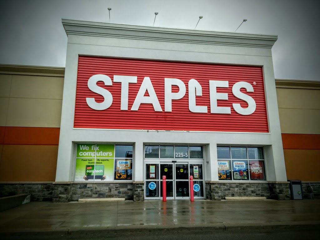 Staples | 5-225 The Boardwalk, Kitchener, ON N2N 0B1, Canada | Phone: (519) 579-1614