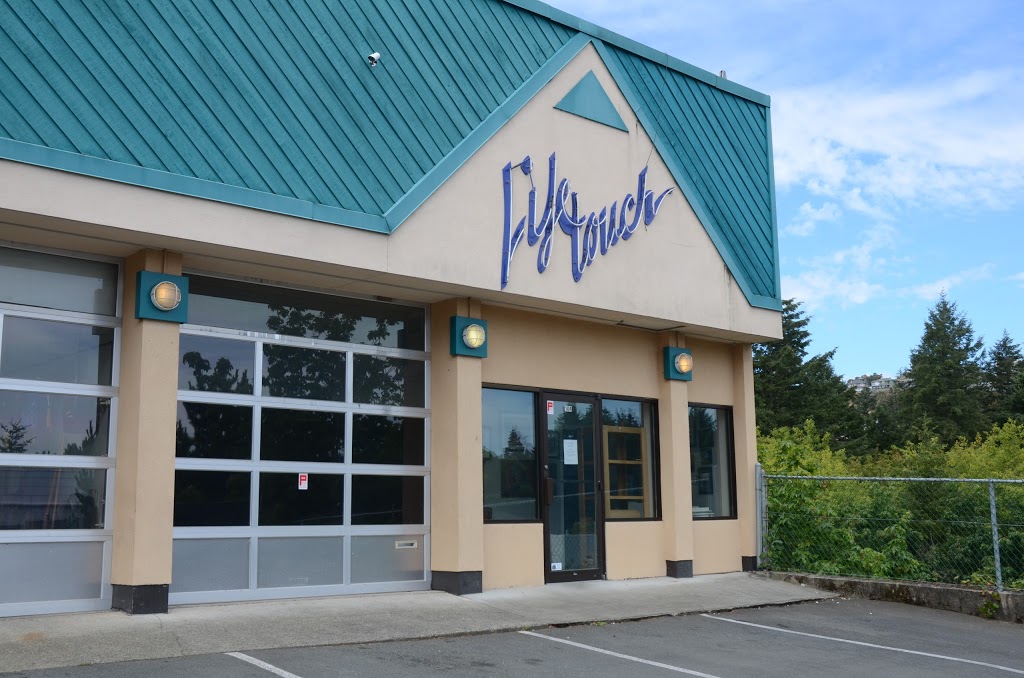 Prestige Portraits | 1740 Island Hwy #104, Victoria, BC V9B 1H8, Canada | Phone: (250) 744-4100