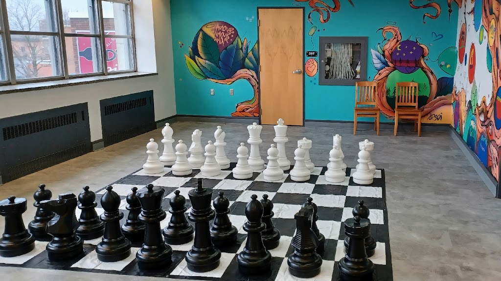 The Little Descenders | 298 Guthrie Dr, Kingston, ON K7K 6K8, Canada | Phone: (613) 329-4702